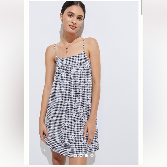 Anthropologie Dresses & Skirts - ⭐️NWT Amandi by Anthropologie Gingham Daisy Mini Dress⭐️